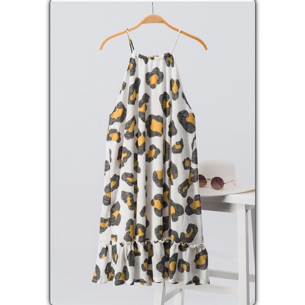💙Host Pic Leopard Print Ruffled Dress
